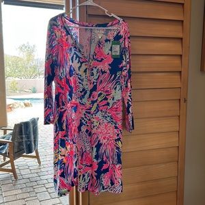 Beautiful XL woman’s dress. I’ve never worn so time to let it go!